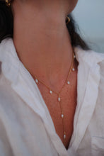 Load image into Gallery viewer, Dove Necklace