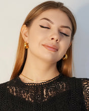Load image into Gallery viewer, Seraphine Necklace