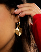 Load image into Gallery viewer, Mon Amour Earrings