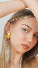 Load image into Gallery viewer, Celine Earrings
