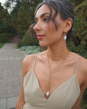 Load image into Gallery viewer, Versailles Wrap
