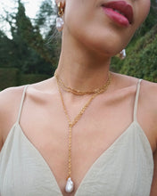 Load image into Gallery viewer, Versailles Wrap
