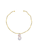 Load image into Gallery viewer, Lune de Mer Choker

